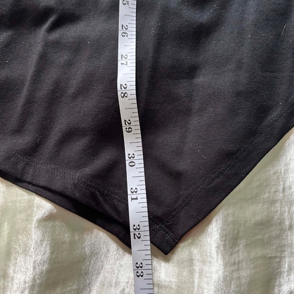 TURTLENECK, ASYMMETRICAL, BLACK, SZ 2X, LONG SLEEVES, VISCOSE SPANDEX, POINTED H - Picture 6 of 9